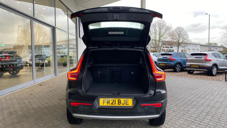 Volvo Xc40 1.5 T3 [163] Inscription Pro 5dr Geartronic Petrol Estate